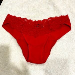 NWT Frederick’s of Hollywood Panties S
